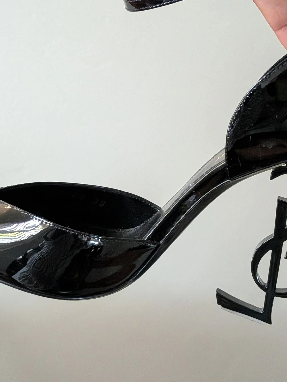 Saint Laurent Black Patent Opyum YSL Logo High Heels - Picture 4 of 6